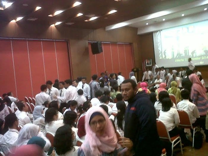 Pesan Dalam Menteri Basuki ke PNS Baru: Jangan Harap Tanggul Jebol Biar Dapat Proyek!