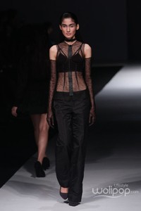 Rosalyn Citta Indonesia Fashion Forward. Jakarta Fashion Week 2015 at  Senayan City. Jakarta. [Foto: Mohammad Abduh/Wolipop]