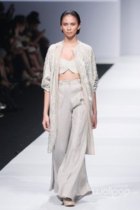 Sapto Djojokartiko Indonesia Fashion Forward. Jakarta Fashion Week 2015 at Senayan City. Jakarta. [Foto: Mohammad Abduh/Wolipop]