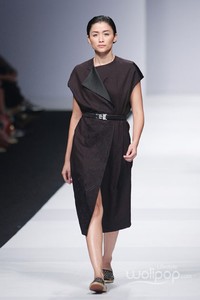 Sapto Djojokartiko Indonesia Fashion Forward. Jakarta Fashion Week 2015 at Senayan City. Jakarta. [Foto: Mohammad Abduh/Wolipop]