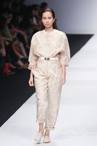 Sapto Djojokartiko Indonesia Fashion Forward. Jakarta Fashion Week 2015 at Senayan City. Jakarta. [Foto: Mohammad Abduh/Wolipop]