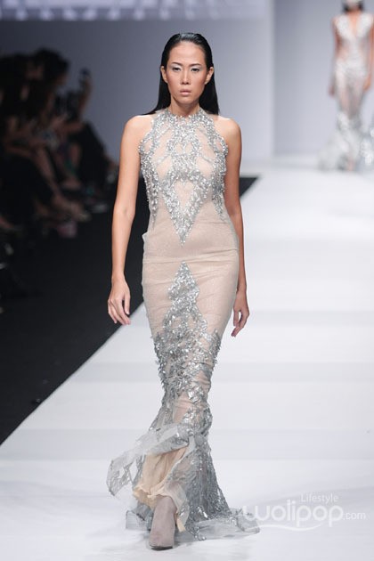 Tex Saverio Indonesia Fashion Forward.  Jakarta Fashion Week 2015 at Senayan City. Jakarta. [Foto: Mohammad Abduh/Wolipop]