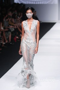 Tex Saverio Indonesia Fashion Forward.  Jakarta Fashion Week 2015 at Senayan City. Jakarta. [Foto: Mohammad Abduh/Wolipop]