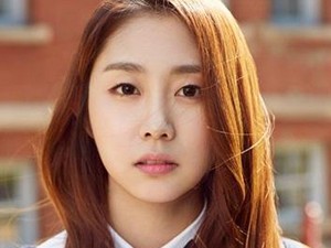 Dituduh Banyak Skandal, Jisoo Lovelyz Alami Tekanan Mental