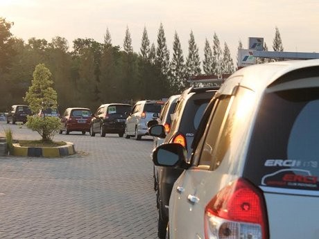 Komunitas Ertiga Tanam 1.000 Pohon di Tegal Bareng TOP 1