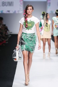 Daniel Mananta X Nowela Mikhelia Grazia. Jakarta Fashion Week 2015 at Senayan City. Jakarta. [Foto: Mohammad Abduh/Wolipop]