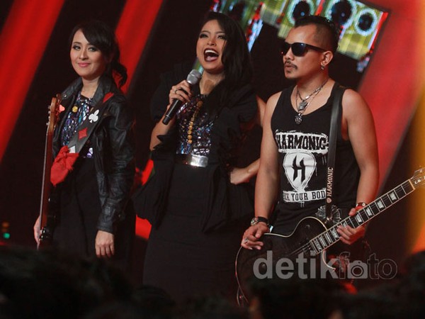 Kotak Sukses Gelar Konser 1 Dekade