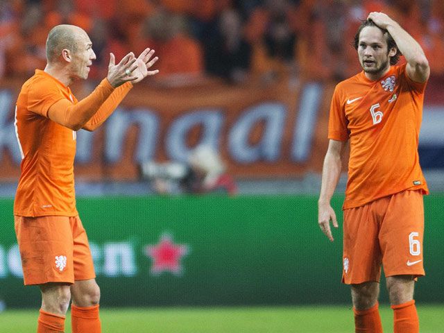Belanda Kalah di Rumah
