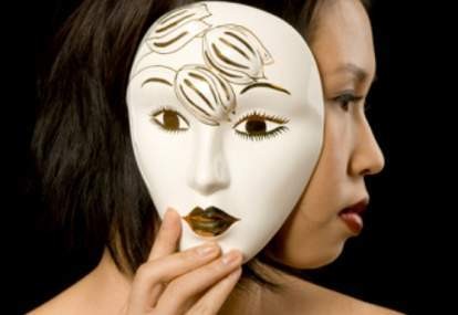 Bohong Demi Kebaikan Sama Buruknya untuk Kehidupan Seks Pasangan