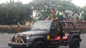 Kepala Korps Brimob: Loreng Brimob Bagian Revolusi Mental Polri