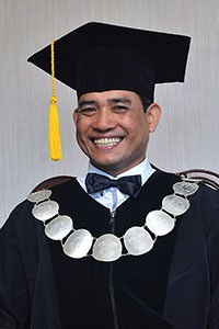 Ini Profil Guru Besar Hukum Unhas yang Ditangkap Polisi Bareng Mahasiswi Terkait Sabu