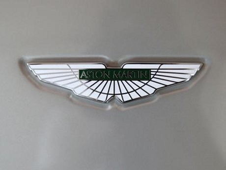 Daimler Bantah Akusisi Aston Martin!