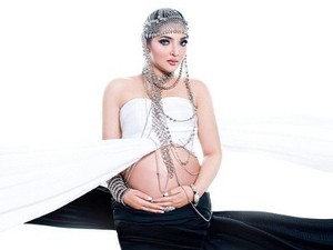 Ashanty Seksi Pamer Perut Hamil Lagi
