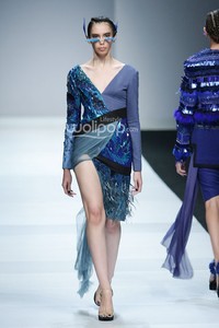 Priyo Oktaviano African Blu. Dewi Fashion Knights. Jakarta Fashion Week 2015 at Senayan City. Jakarta. [Foto: Mohammad Abduh/Wolipop]