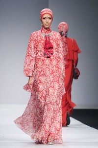 Itang Yunasz Exotic Journey. Jakarta Fashion Week 2015 at Senayan City. Jakarta. [Foto: Mohammad Abduh/Wolipop]