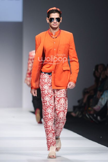 Itang Yunasz Exotic Journey. Jakarta Fashion Week 2015 at Senayan City. Jakarta. [Foto: Mohammad Abduh/Wolipop]