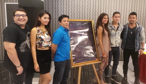 Ada Komedi di Film Horor Danau Hitam