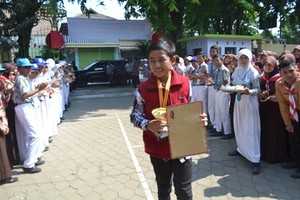 Bocah Pasuruan Ini Juara Lomba Robot Internasional di Beijing