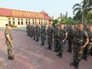 Polri: Brimob Tetap Humanis Meski Kenakan Lagi Seragam Loreng
