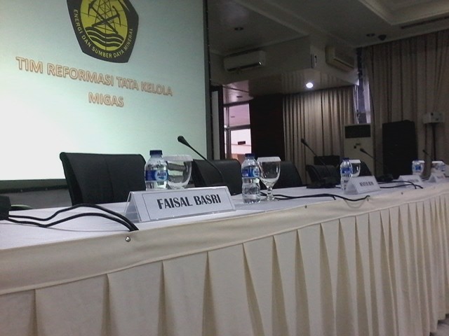 Faisal Basri Hadiri Pengumuman Tim Pemberantasan Mafia Migas, Apakah Sebagai Ketua?