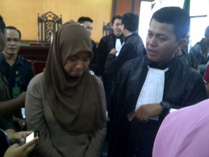 Suami Ervani Senang Penangguhan Penahanan Istrinya Dikabulkan