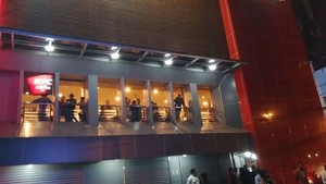 KFC Cikini Ditutup Gara-gara Aksi Massa HMI, Sejumlah Pembeli Tertahan di Dalam