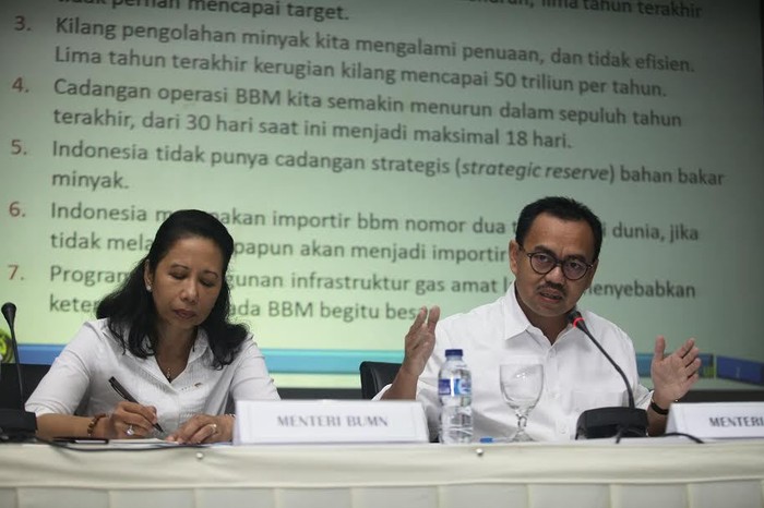 Rapat 1 Jam, Sudirman Said dan Rini Soemarno Bahas Harga BBM