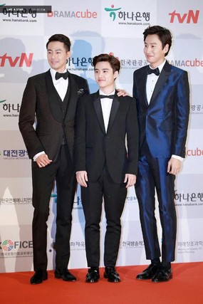 Zo In Sung Sabet Penghargaan Tertinggi di APAN Star Awards 2014