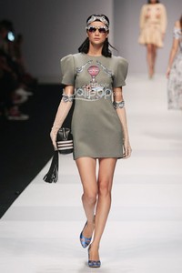 Disaya Tui by Disaya Sorakraikitikul.  Jakarta Fashion Week 2015 at Senayan City. Jakarta. [Foto: Mohammad Abduh/Wolipop]