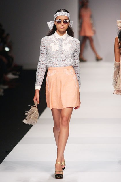 Disaya Tui by Disaya Sorakraikitikul.  Jakarta Fashion Week 2015 at Senayan City. Jakarta. [Foto: Mohammad Abduh/Wolipop]