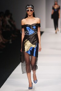 Disaya Tui by Disaya Sorakraikitikul.  Jakarta Fashion Week 2015 at Senayan City. Jakarta. [Foto: Mohammad Abduh/Wolipop]