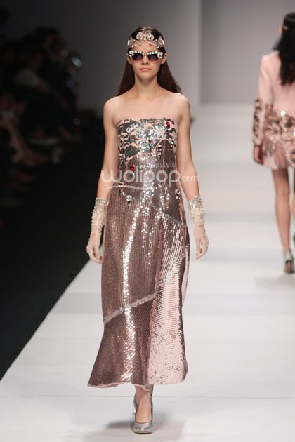 Disaya Tui by Disaya Sorakraikitikul.  Jakarta Fashion Week 2015 at Senayan City. Jakarta. [Foto: Mohammad Abduh/Wolipop]