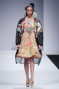 Mel Ahyar Suvarnabhumi Ikatan Perancang Mode Indonesia. Jakarta Fashion Week 2015 at Senayan City. Jakarta. [Foto: Mohammad Abduh/Wolipop]