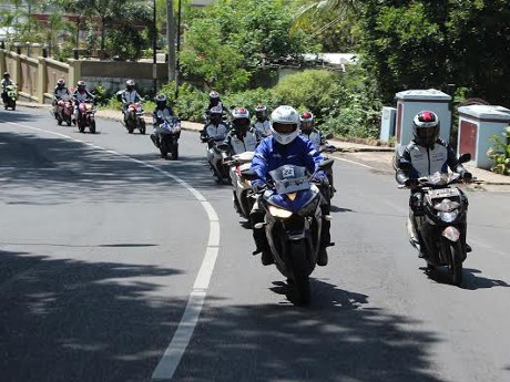 Jalur Lampung-Krui Berhasil Dilibas Road Warriors