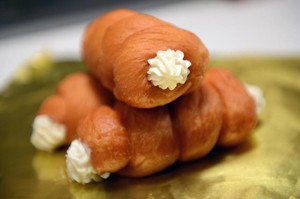 Food Hybrid Terbaru, Donolli Persilangan Donat dan Cannoli yang Lembut Manis