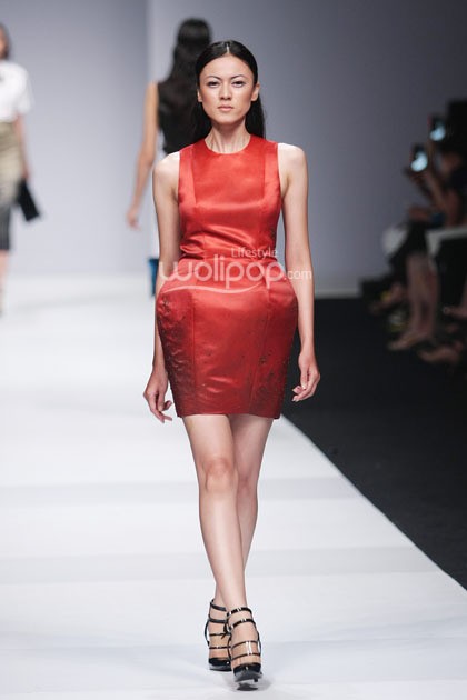 Yosafat Dwi Kurniawan Korean Cultural. Indonesia Fashion Forward. Jakarta Fashion Week 2015 at Senayan City. Jakarta. [Foto: Mohammad Abduh/Wolipop]