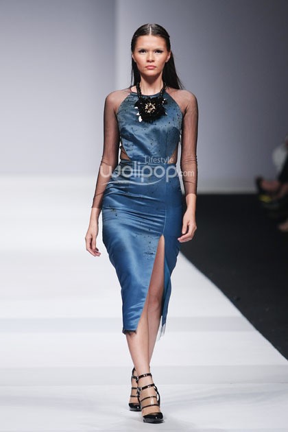 Yosafat Dwi Kurniawan Korean Cultural. Indonesia Fashion Forward. Jakarta Fashion Week 2015 at Senayan City. Jakarta. [Foto: Mohammad Abduh/Wolipop]