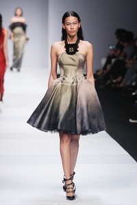 Yosafat Dwi Kurniawan Korean Cultural. Indonesia Fashion Forward. Jakarta Fashion Week 2015 at Senayan City. Jakarta. [Foto: Mohammad Abduh/Wolipop]