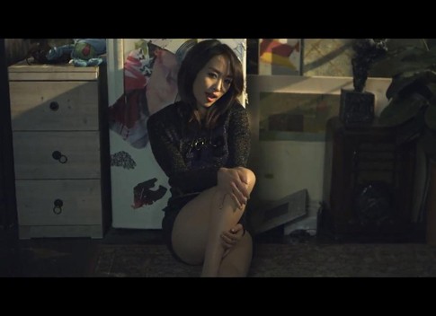 Nicole Resmikan Debut Solo Lewat Video Klip MAMA