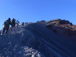 Mendaki Gunung Rinjani, Rasa Lelah yang Tak Pernah Sia-sia