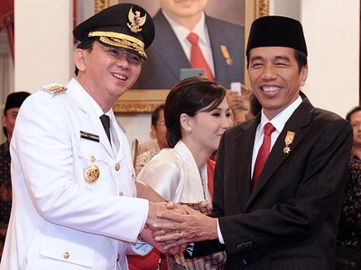 Jokowi Lantik Ahok Jadi Gubernur DKI