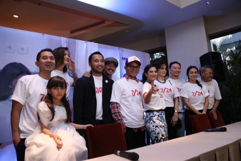 Film 7/24 Suguhkan Komedi Romantis Pasangan Suami Istri