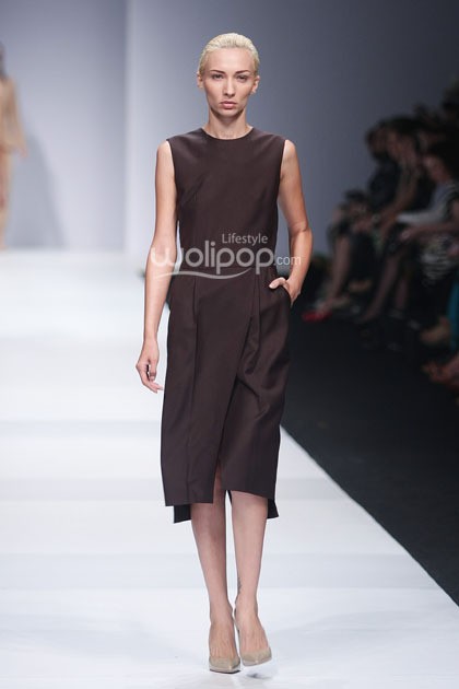 Vinora Revival of Tegel Belanda. Jakarta Fashion Week 2015 at Senayan City. Jakarta. [Foto: Mohammad Abduh/Wolipop]