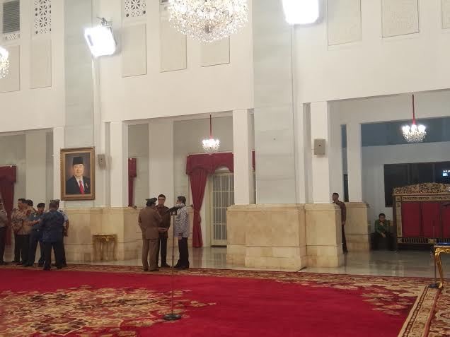 Pelantikan Jaksa Agung Ngaret, Mensesneg dan Seskab Hilang dari Ruang Acara