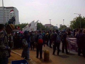 Beda Sikap Mahasiswa Soal BBM, BEM SI: Jokowi Tak Adil