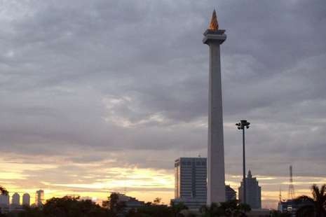 Nembak di Puncak Monas, Romantis Banget!
