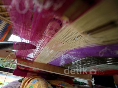 Melihat Tenun dan Songket Khas Lombok