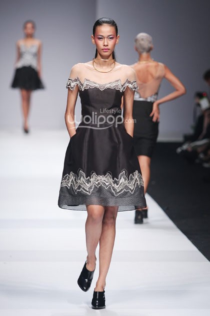 Albert Yanuar Japan Foundation, Indonesia Fashion Forward. Jakarta Fashion Week 2015 at Senayan City. Jakarta. (Foto: Mohammad Abduh/Wolipop)