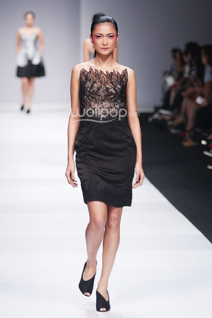 Albert Yanuar Japan Foundation, Indonesia Fashion Forward. Jakarta Fashion Week 2015 at Senayan City. Jakarta. (Foto: Mohammad Abduh/Wolipop)