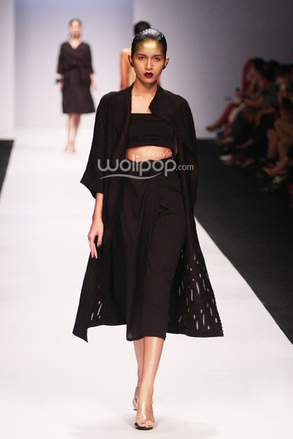 Oscar Lawalata The Ceremony of Java. Jakarta Fashion Week 2015 at Senayan City. Jakarta. [Foto: Mohammad Abduh/Wolipop]